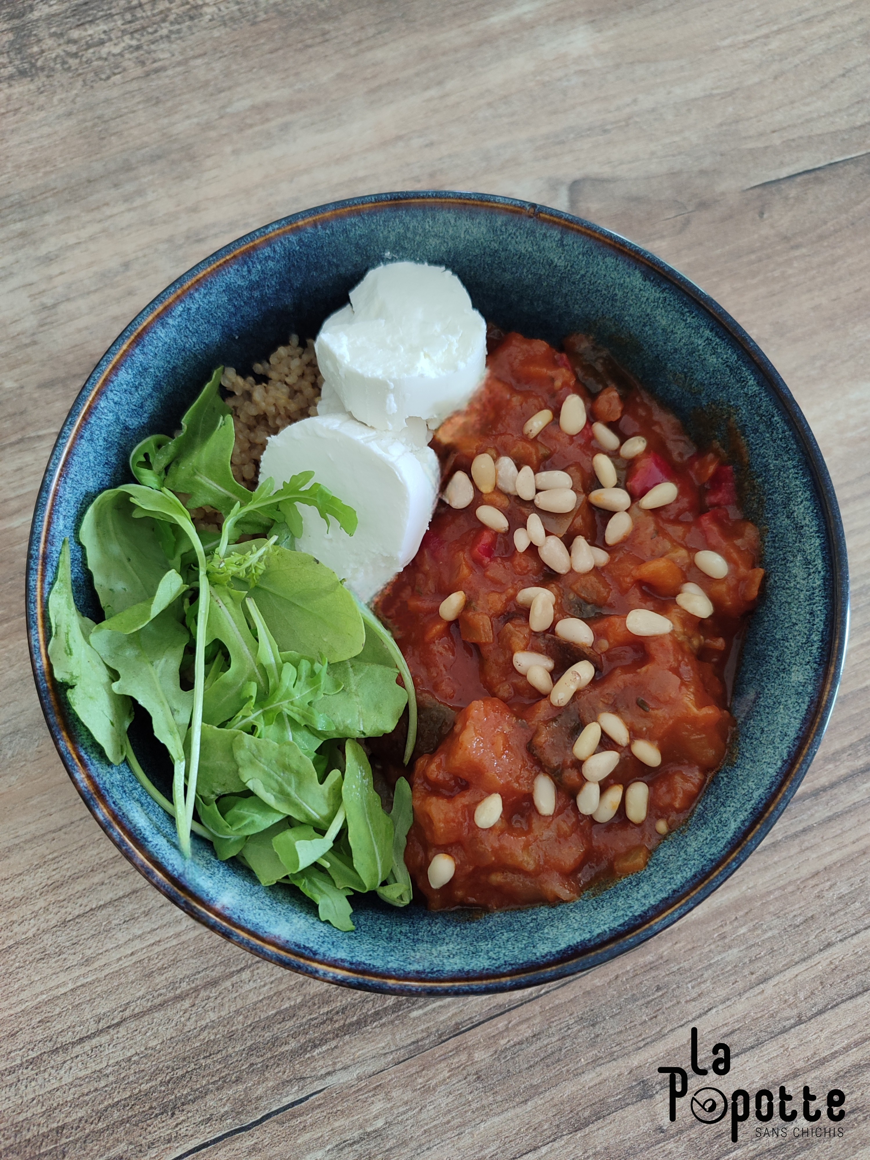 Ratatouille quinoa, chèvre frais et roquette
