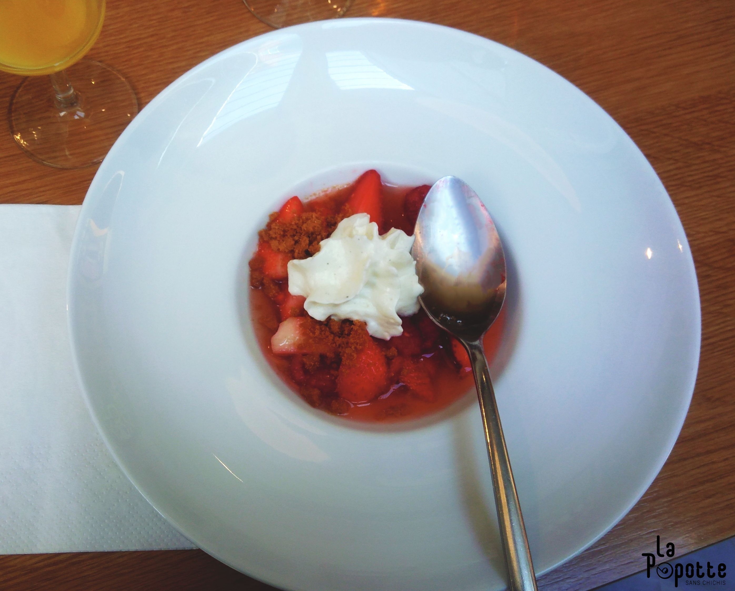 Soupe fraise framboise à la cardamome